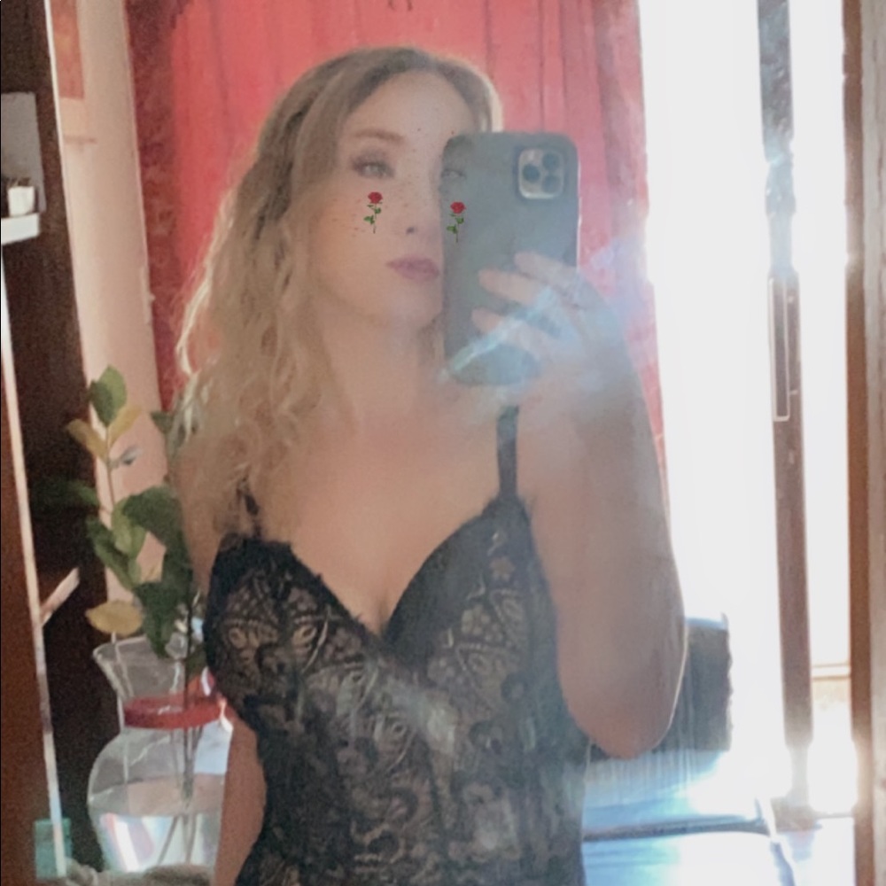 Meet your Posher, Selena